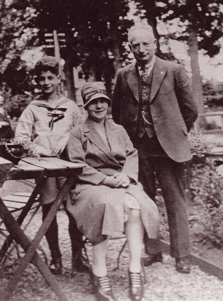 in-HH-bartouders c1940